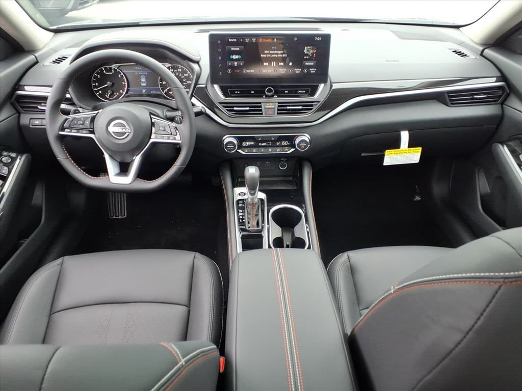 2025 Nissan Altima 2.5 SR