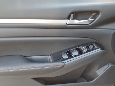 2025 Nissan Altima 2.5 SR