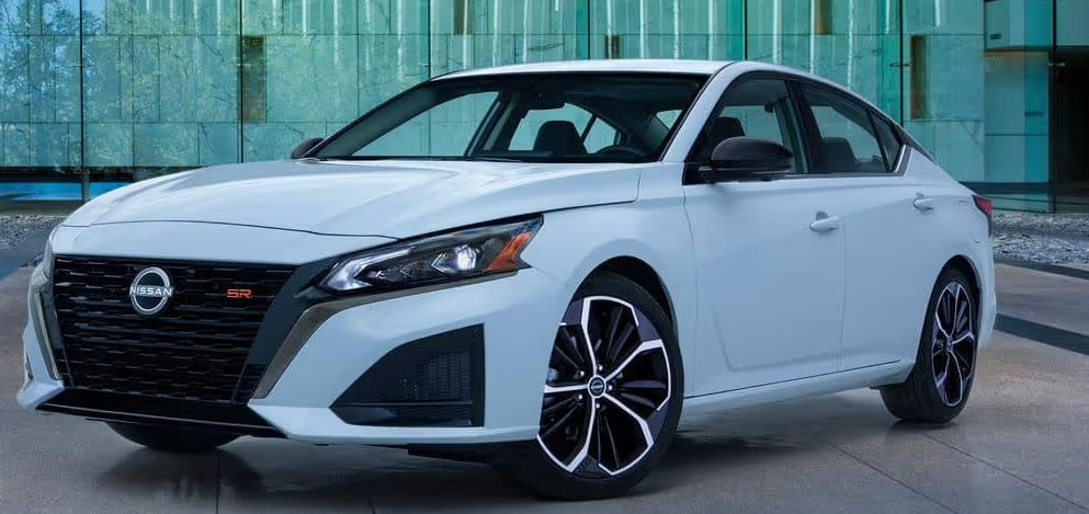 2023 Nissan Altima 2.5 SR