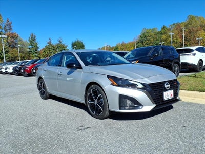 2025 Nissan Altima 2.5 SR