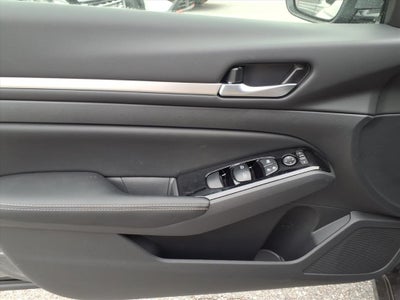 2025 Nissan Altima 2.5 SL