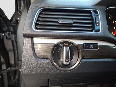 2018 Volkswagen Passat 2.0T SE