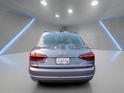 2018 Volkswagen Passat 2.0T SE
