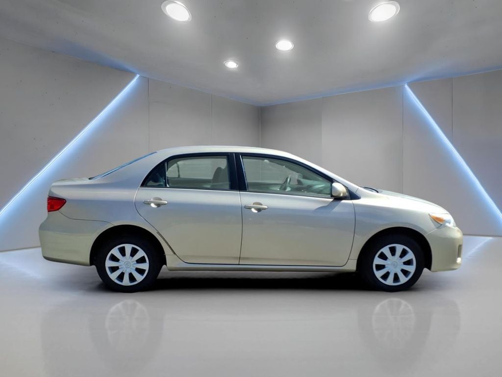 2011 Toyota Corolla LE