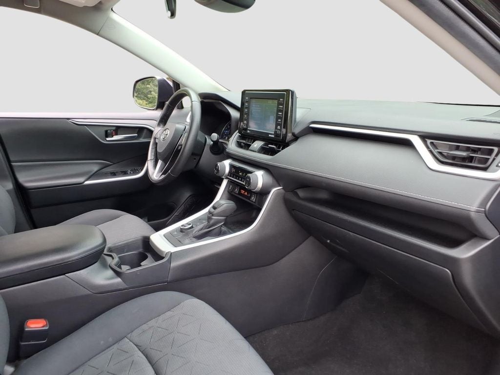 2020 Toyota RAV4 Hybrid XLE