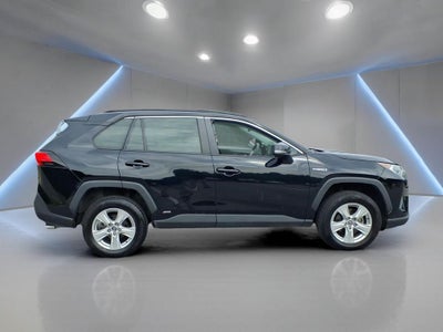 2020 Toyota RAV4 Hybrid XLE
