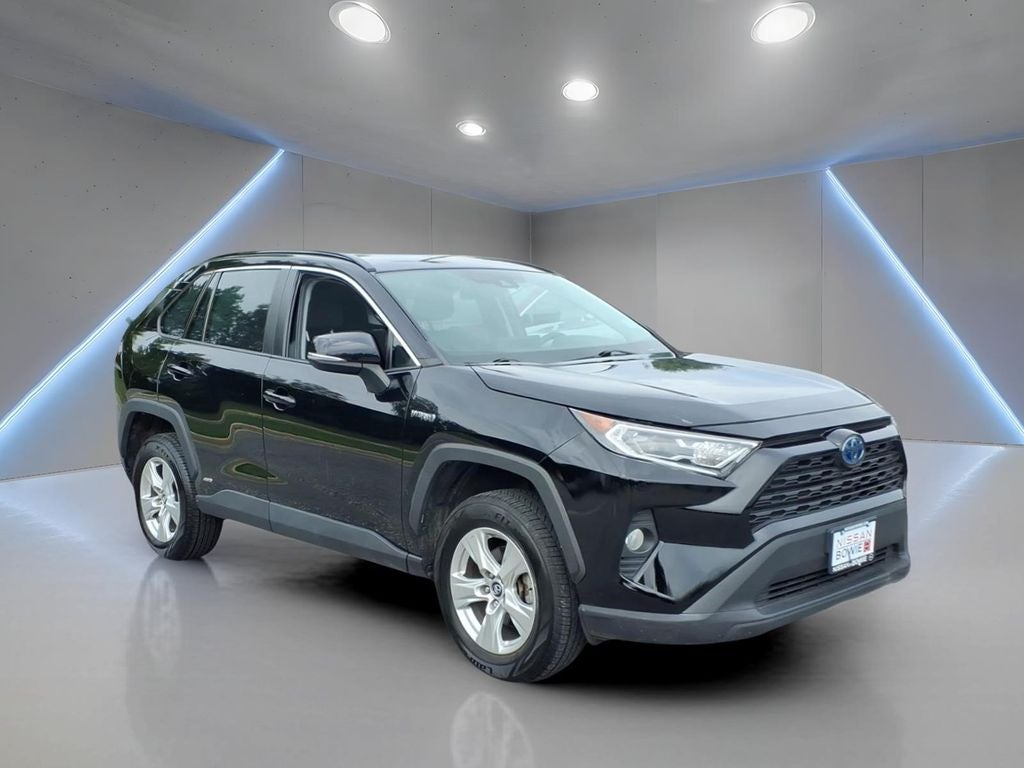 2020 Toyota RAV4 Hybrid XLE