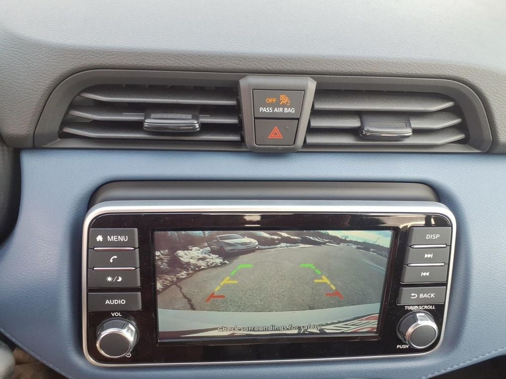 2025 Nissan Versa 1.6 SV