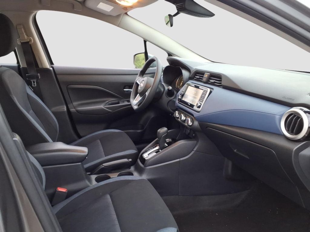 2023 Nissan Versa 1.6 SV