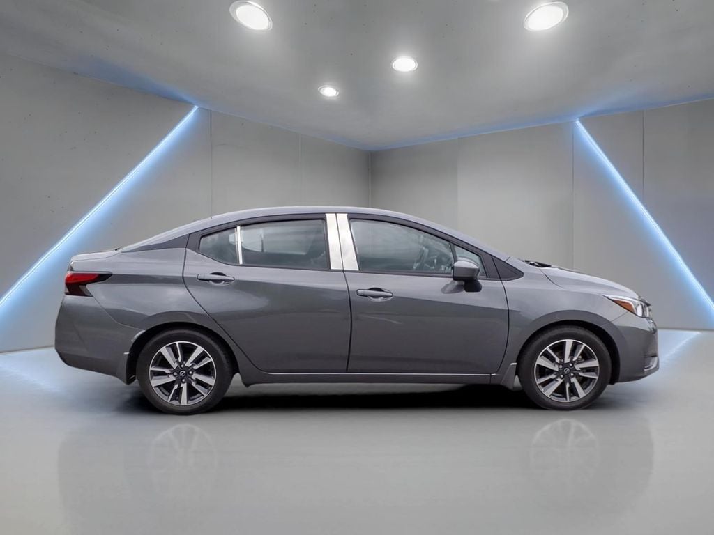 2023 Nissan Versa 1.6 SV