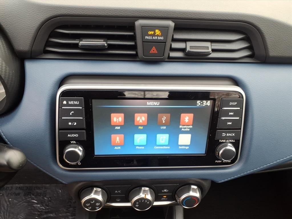 2025 Nissan Versa 1.6 SV