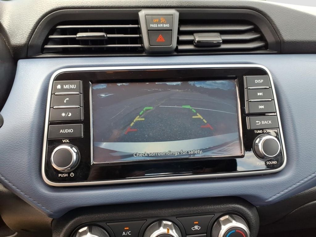2024 Nissan Versa 1.6 SV