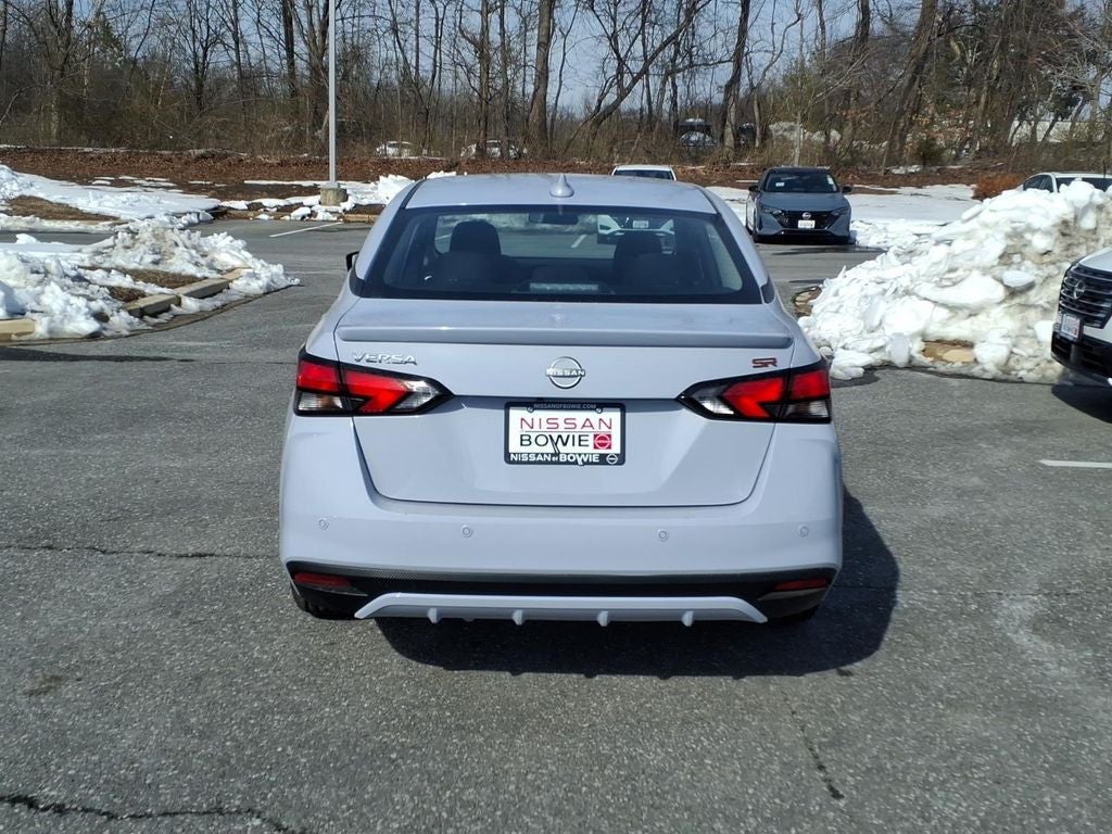 2025 Nissan Versa 1.6 SR