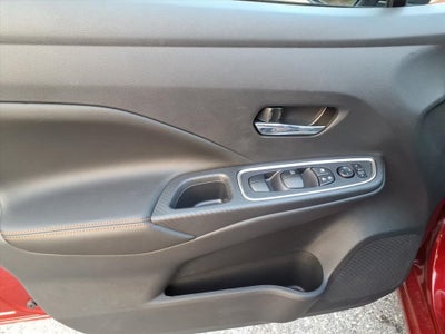 2025 Nissan Versa 1.6 SR