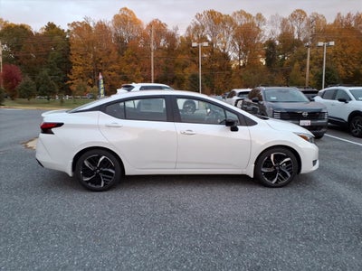 2025 Nissan Versa 1.6 SR