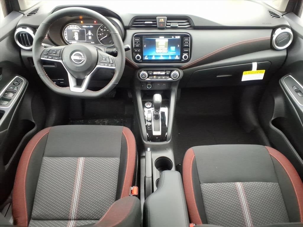 2025 Nissan Versa 1.6 SR
