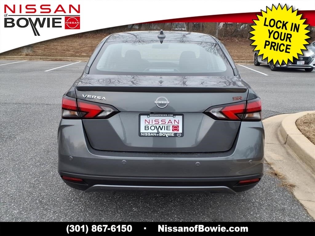 2025 Nissan Versa 1.6 SR