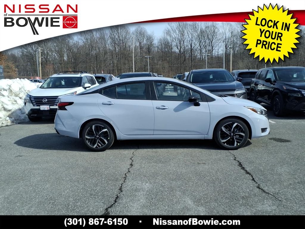 2025 Nissan Versa 1.6 SR