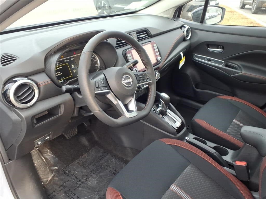 2025 Nissan Versa 1.6 SR