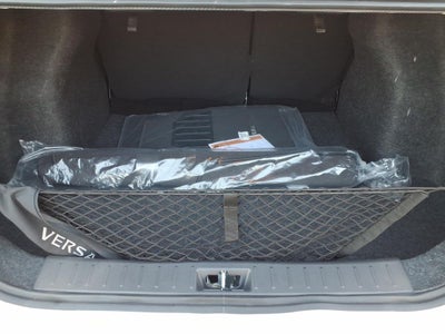 2025 Nissan Versa 1.6 SR