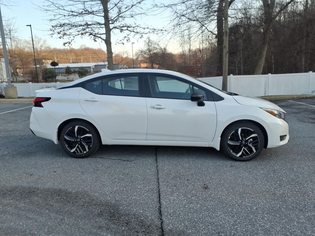 2025 Nissan Versa 1.6 SR