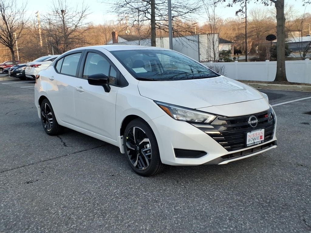 2025 Nissan Versa 1.6 SR