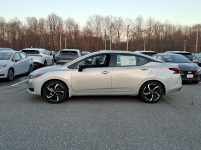 2025 Nissan Versa 1.6 SR