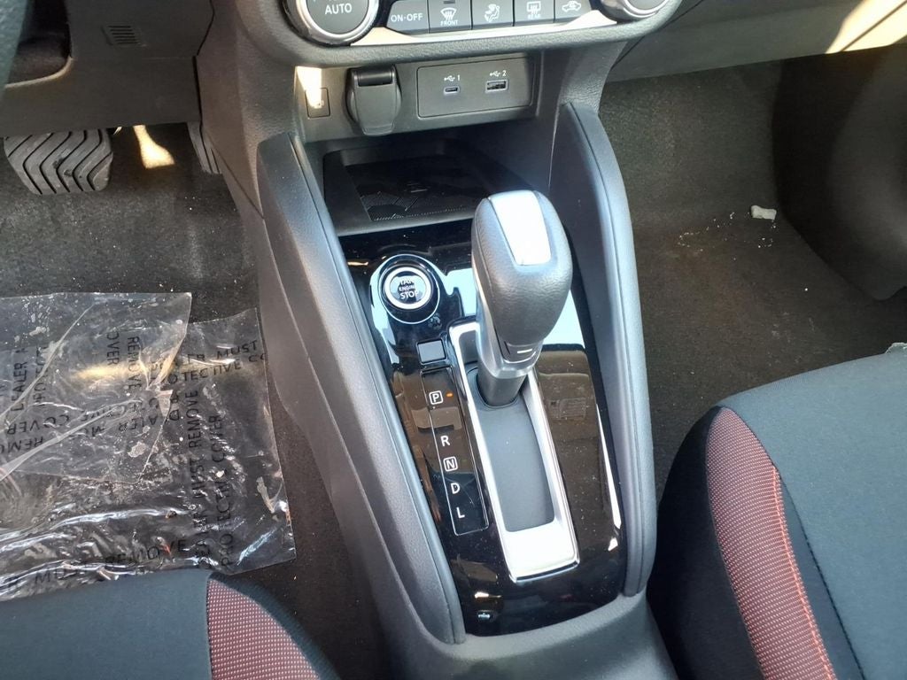 2025 Nissan Versa 1.6 SR