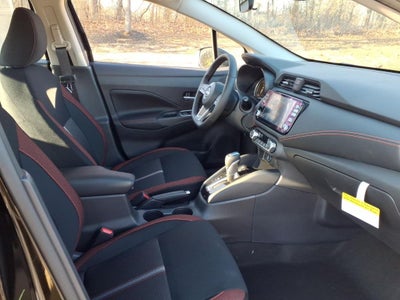 2025 Nissan Versa 1.6 SR