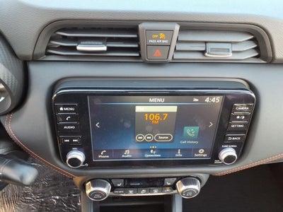 2025 Nissan Versa 1.6 SR