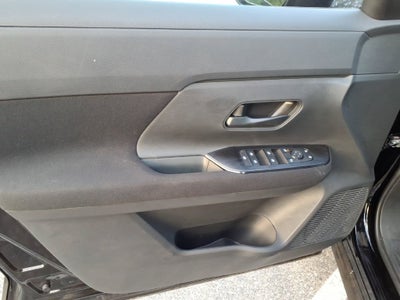 2027 Nissan Kicks S