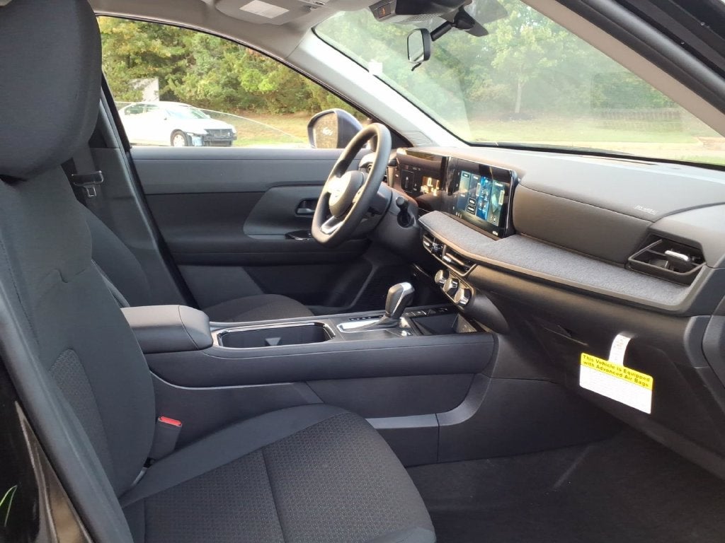 2027 Nissan Kicks S