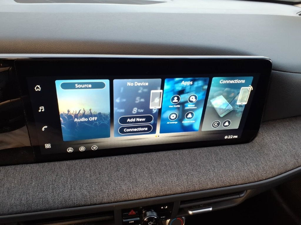 2027 Nissan Kicks S