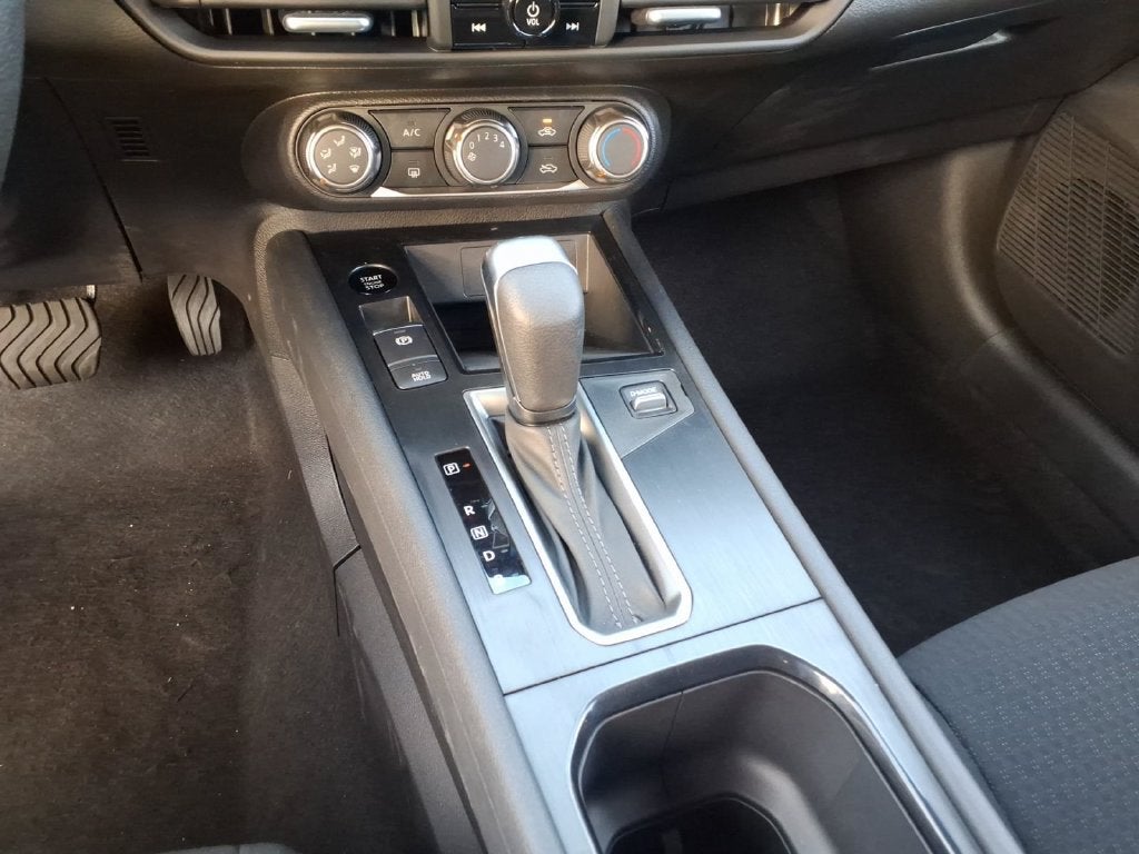 2027 Nissan Kicks S