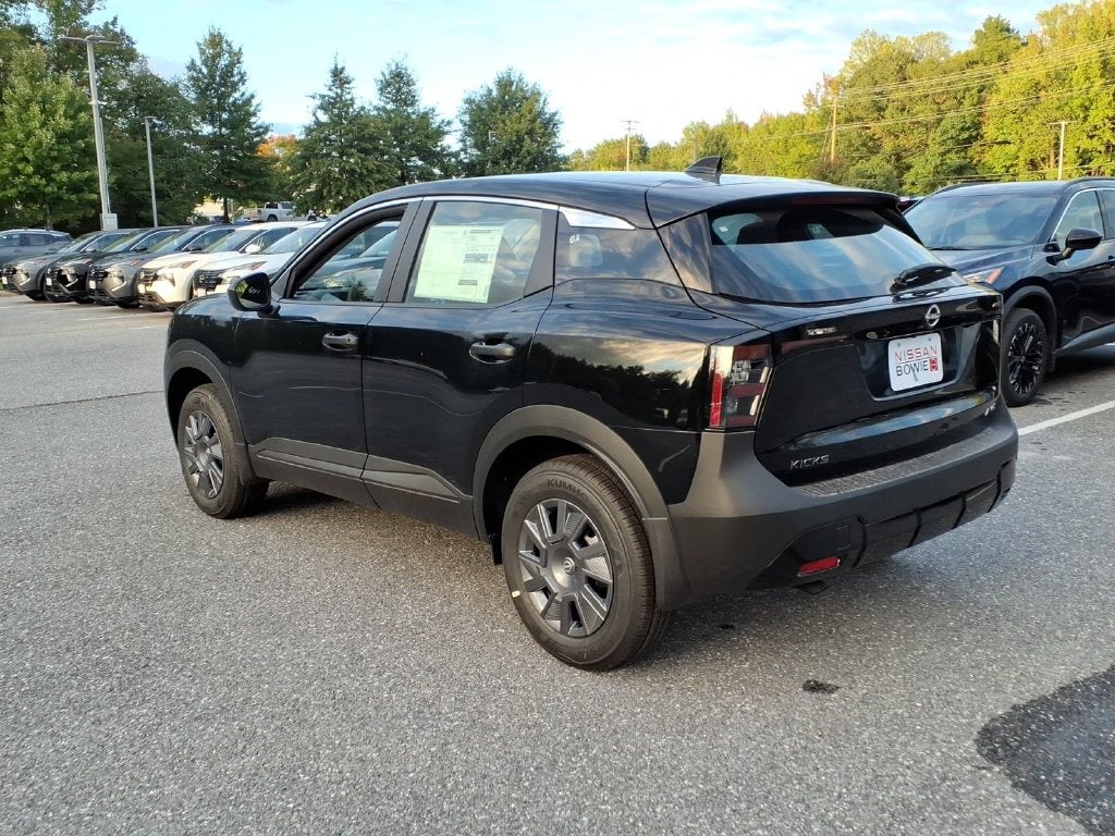 2027 Nissan Kicks S
