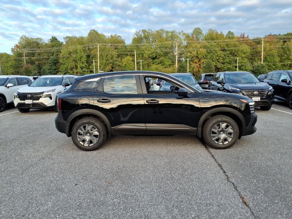 2027 Nissan Kicks S