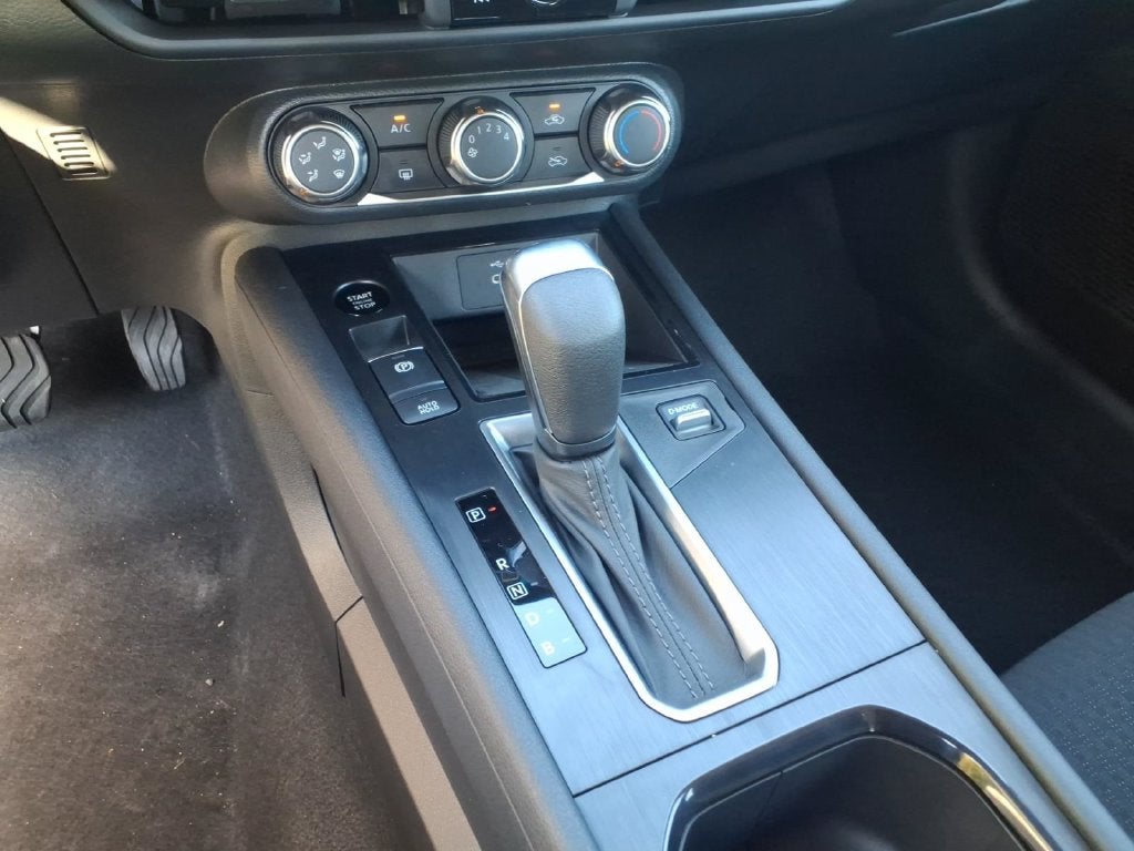 2027 Nissan Kicks S