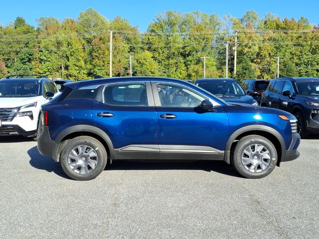 2027 Nissan Kicks S