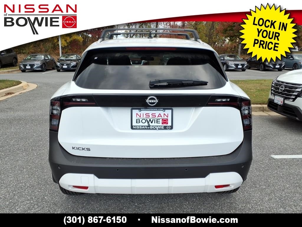 2026 Nissan Kicks SV