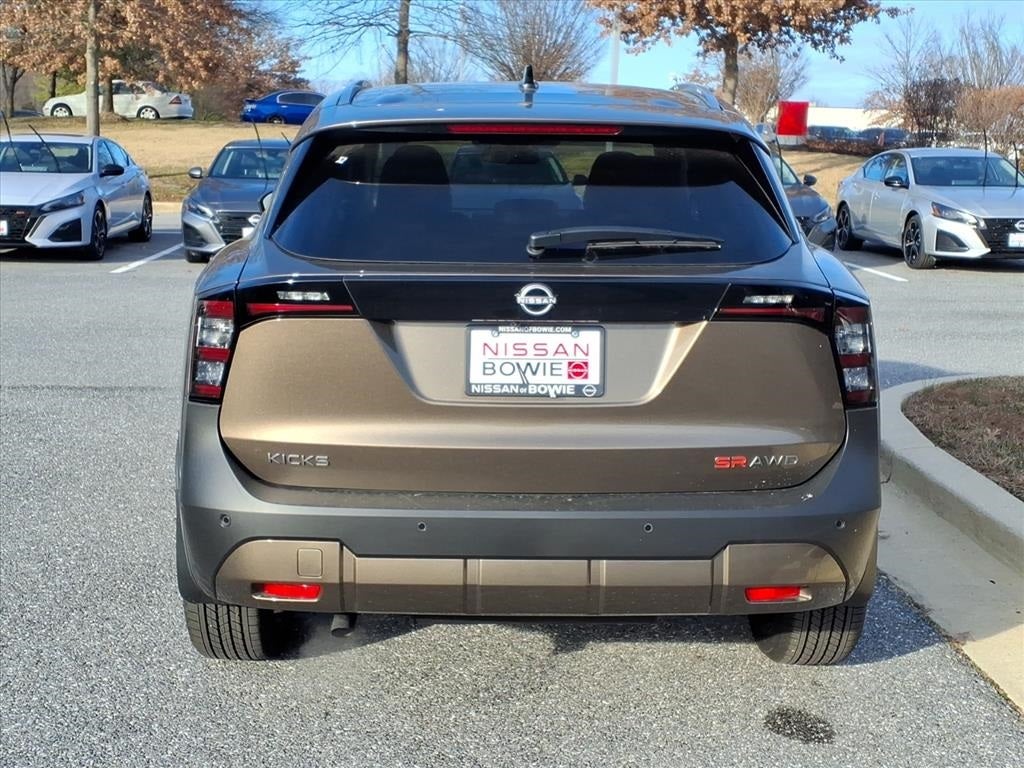 2026 Nissan Kicks SR