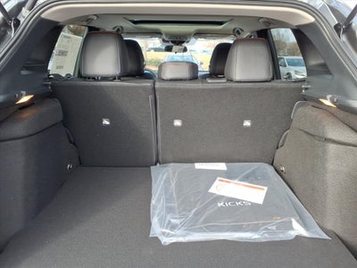 2026 Nissan Kicks SR