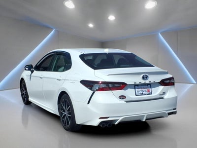 2022 Toyota Camry Hybrid SE
