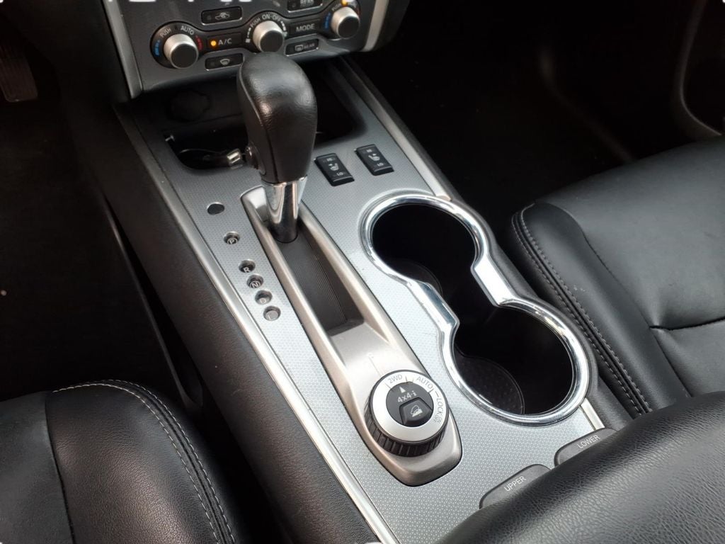 2017 Nissan Pathfinder SL