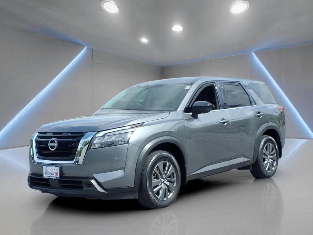 2024 Nissan Pathfinder S 4WD's photo