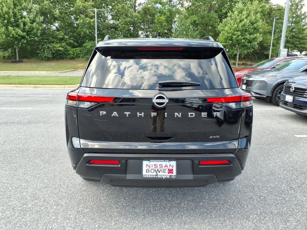 2026 Nissan Pathfinder SV