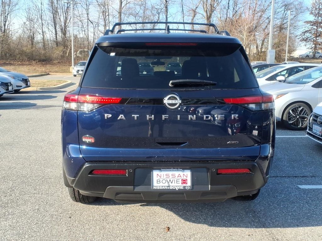 2026 Nissan Pathfinder SV