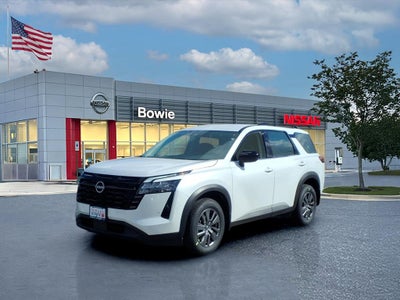 2026 Nissan Pathfinder SV