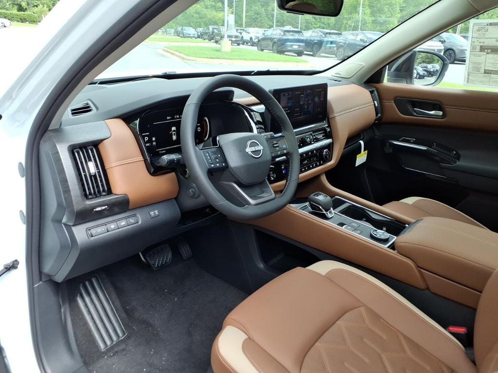 2026 Nissan Pathfinder Platinum