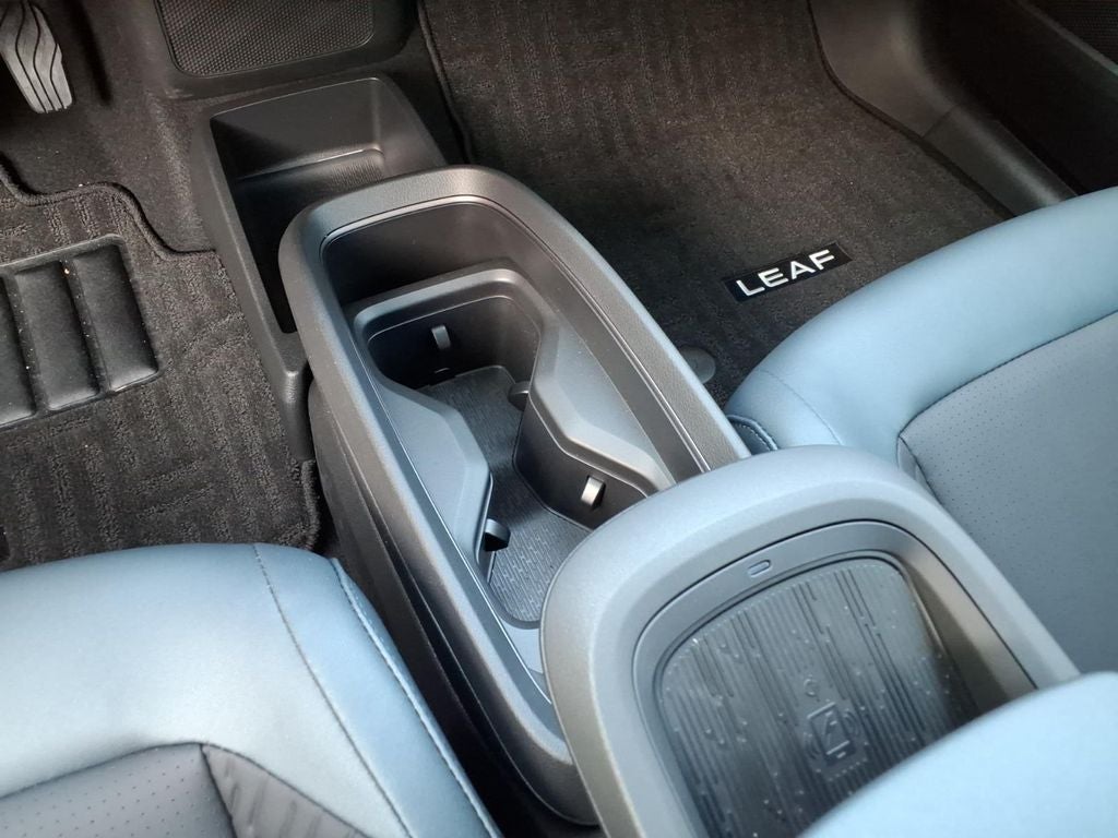 2026 Nissan Leaf PLATINUM+