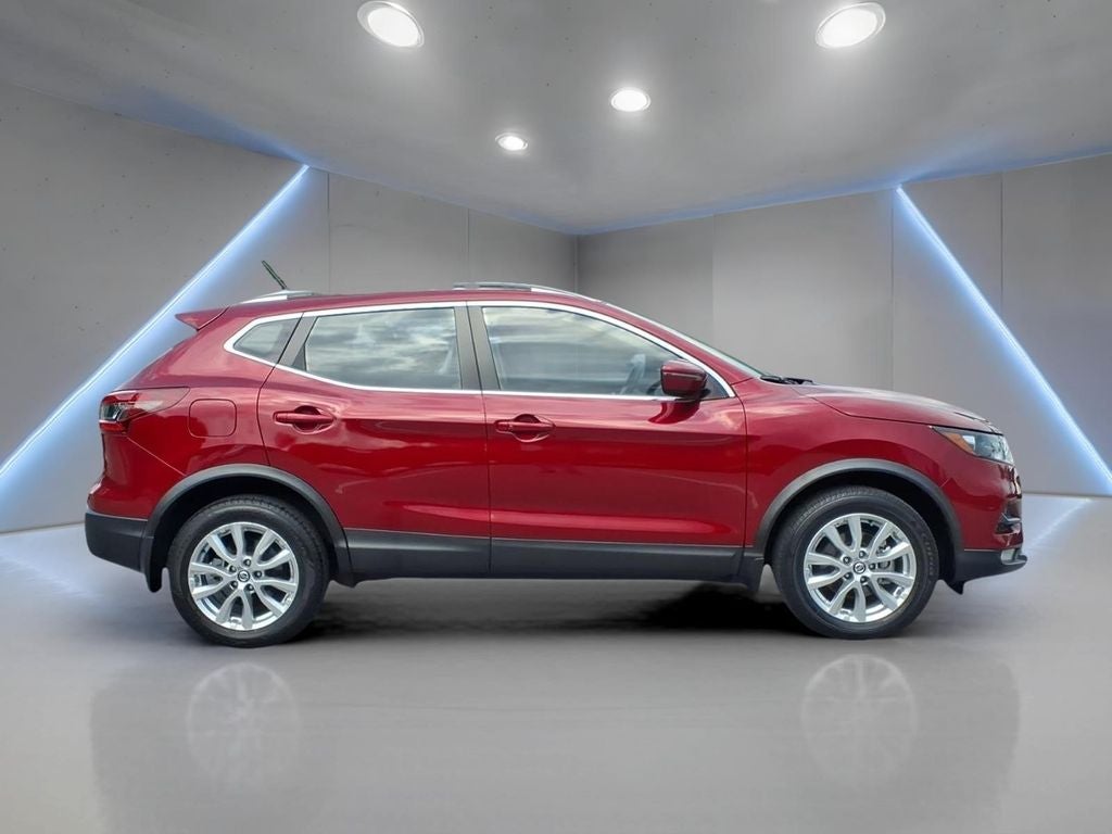 2022 Nissan Rogue Sport SV
